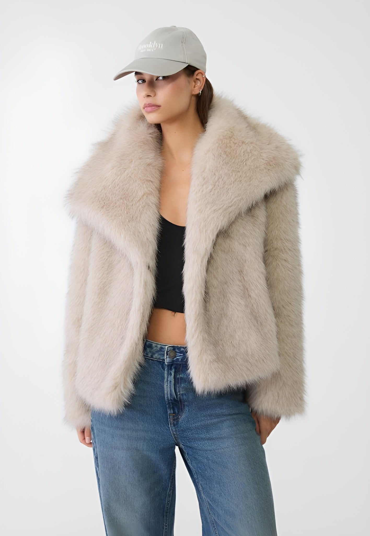 Elara Faux fur coat