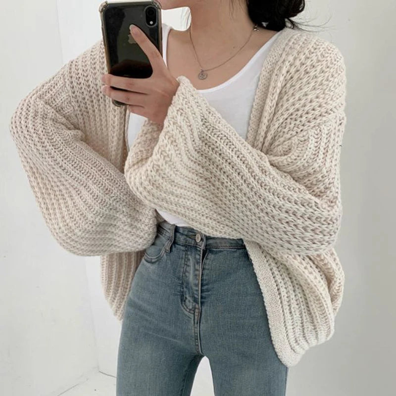 Fancy knitted cardigan